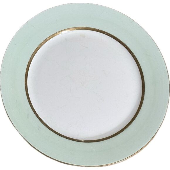 Vintage American Chinaware Spring Dinner Plate
- Mint Green with Gold Rim - Picture 1 of 5
